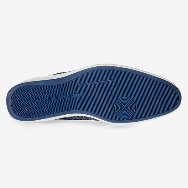 Blauer Schn&uuml;rstiefel mit Krokoprint