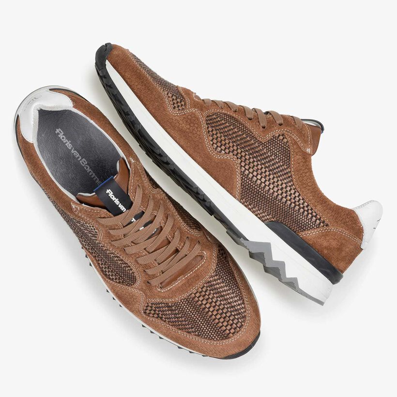 Cognac Wildleder-Sneaker mit Muster