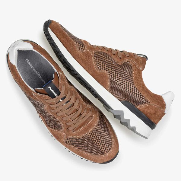 Cognac Wildleder-Sneaker mit Muster
