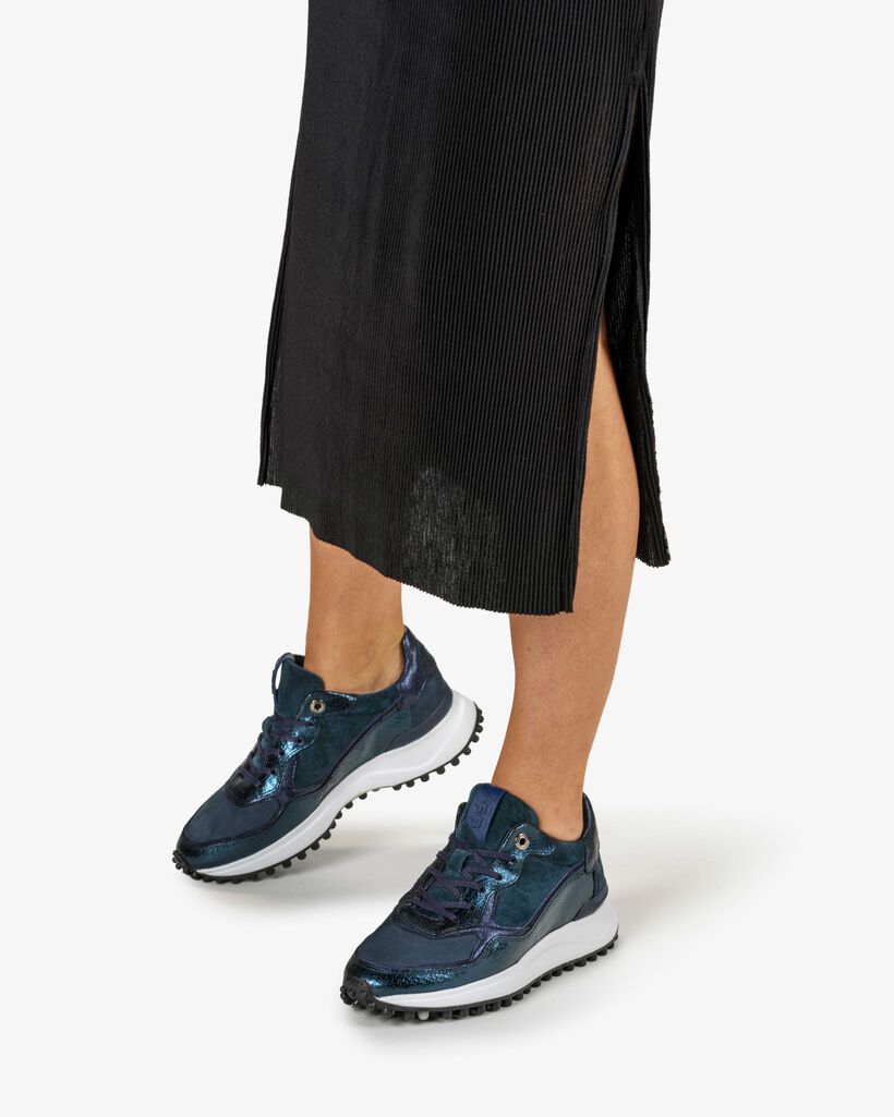 Noppi Leder blau