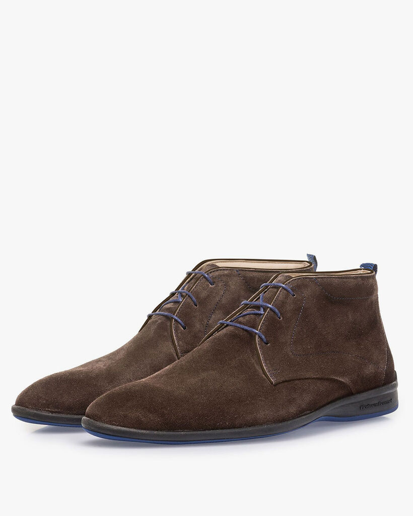 Brauner Wildleder-Schn&uuml;rstiefel