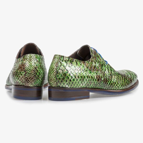 Gr&uuml;ner Lackleder-Schn&uuml;rschuh mit Schlangenprint