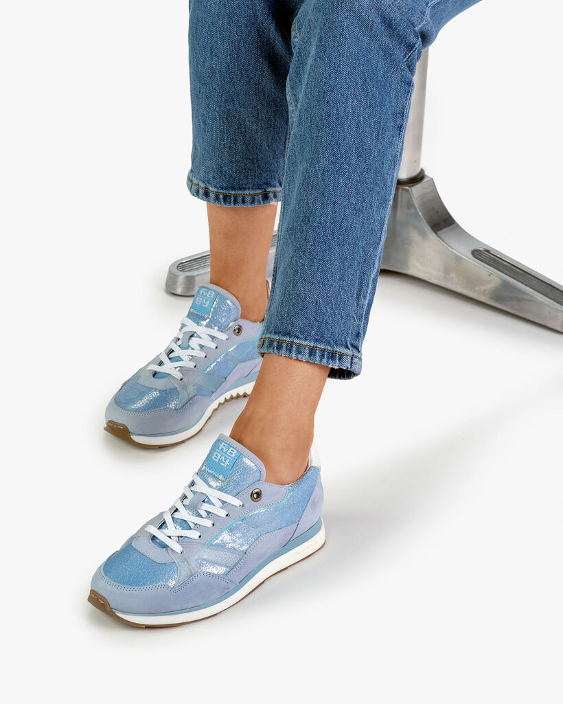Sneaker Nubukleder hellblau
