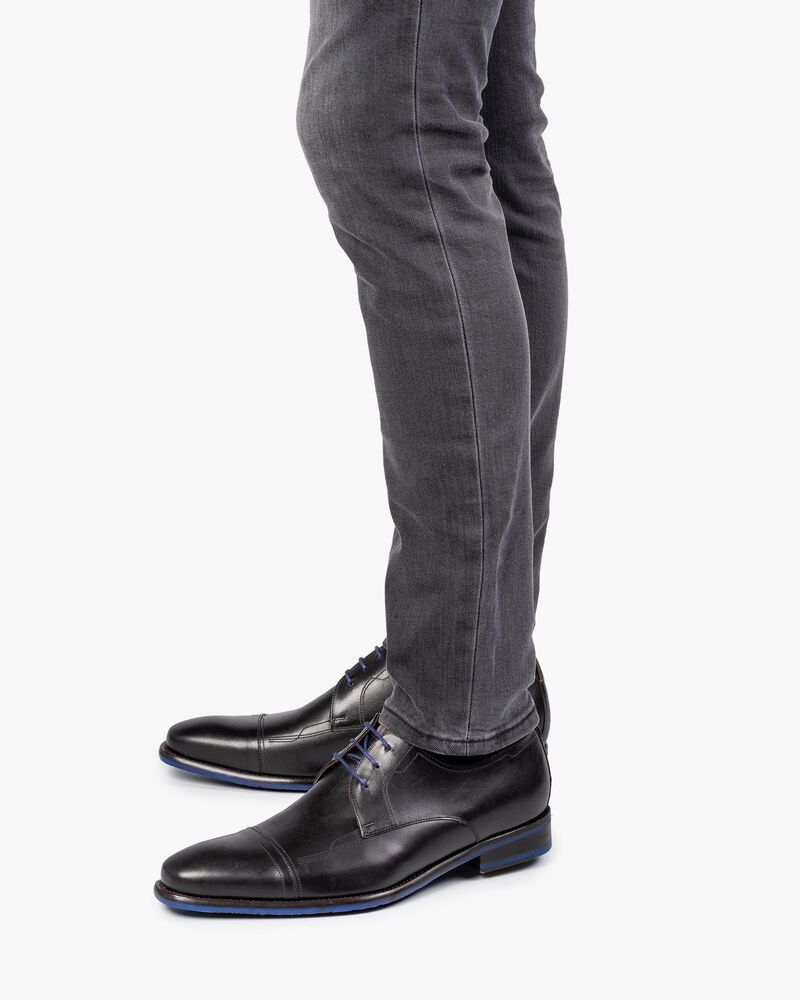 Schn&uuml;rschuh Kalbsleder schwarz
