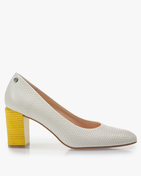 Cremewei&szlig;e Leder-Pumps mit Print