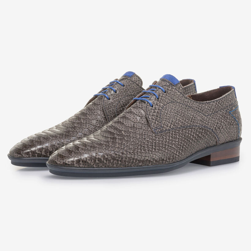 Dunkelgrauer Nubukleder-Schn&uuml;rschuh mit Schlangenprint