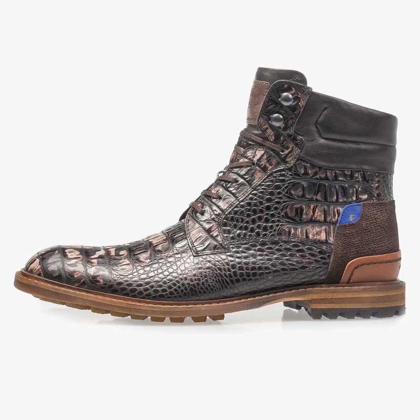 Dunkelbrauner Leder-Schn&uuml;rstiefel mit Krokoprint