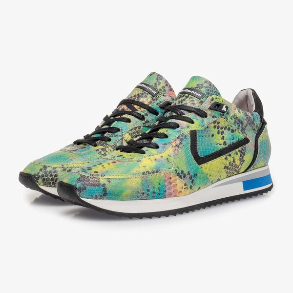 Gr&uuml;ner Leder-Sneaker mit Schlangenprint