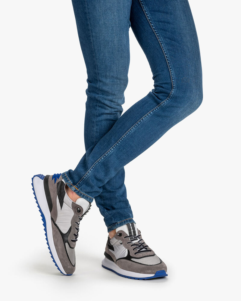 Sneaker Wildleder grau