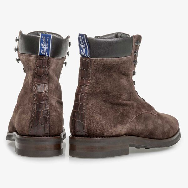 Dunkelbrauner Wildleder-Schn&uuml;rstiefel