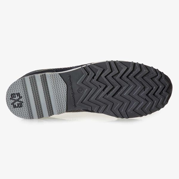 Dunkelblauer Wildleder-Sneaker mit Muster