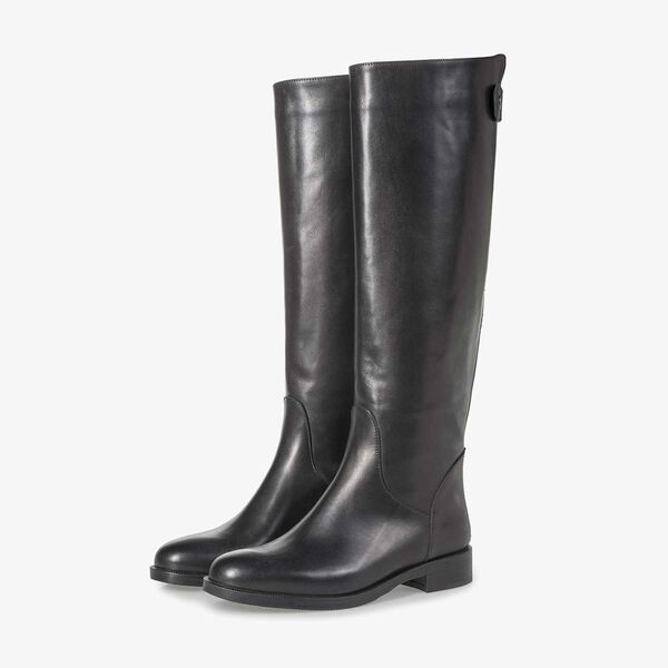 Hoher schwarzer Kalbsleder-Stiefel