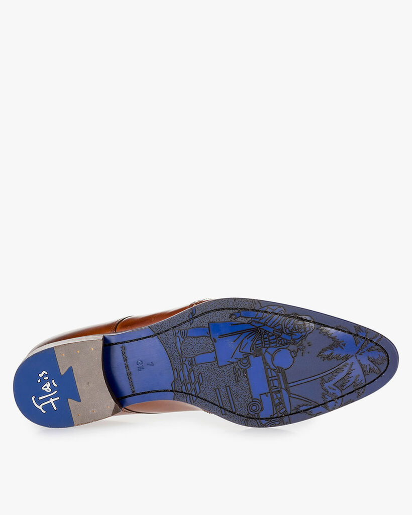 Cognacfarbener Schn&uuml;rschuh