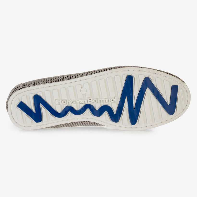 Sandfarbener Wildleder-Bootsschuh mit Print