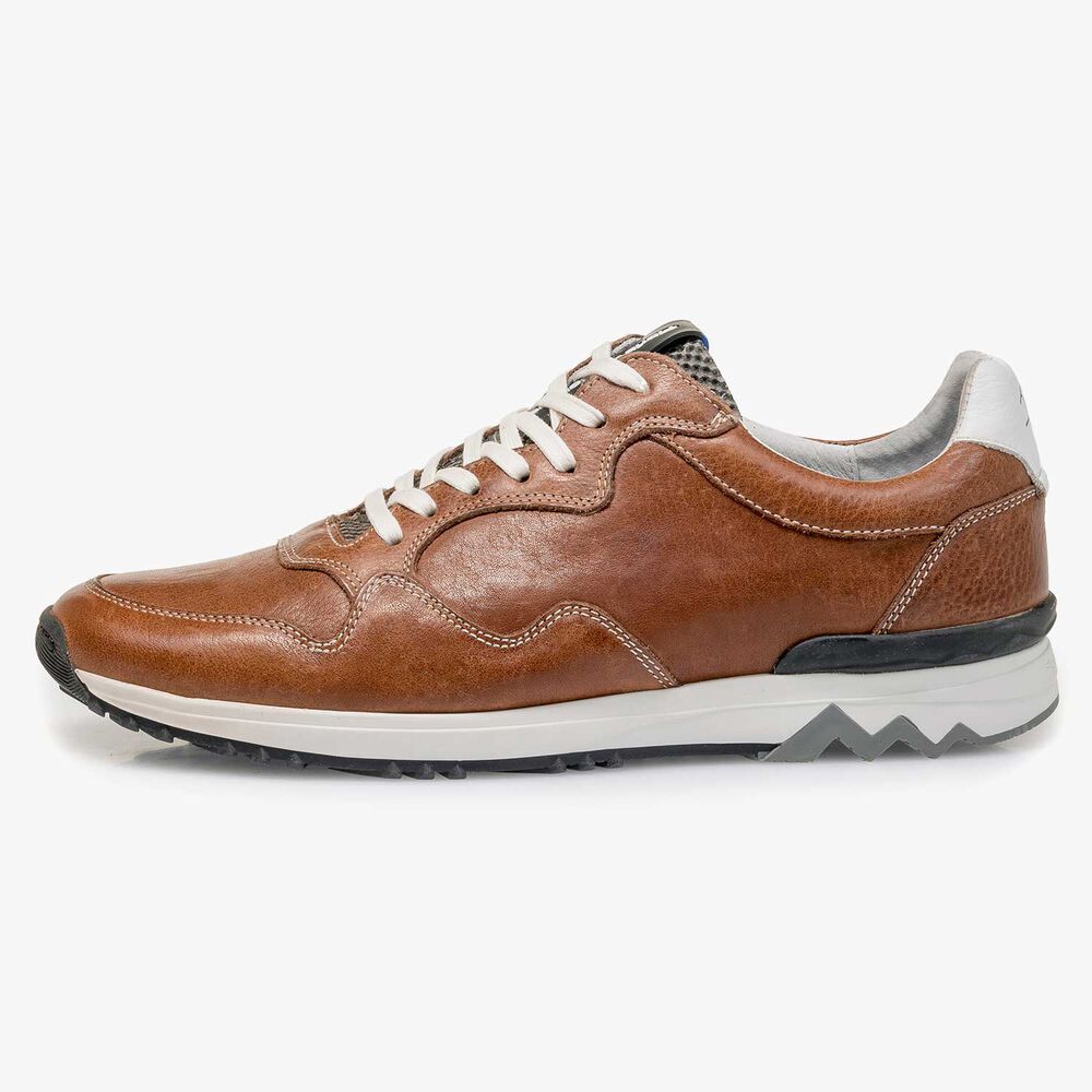 Cognacfarbener Leder-Sneaker