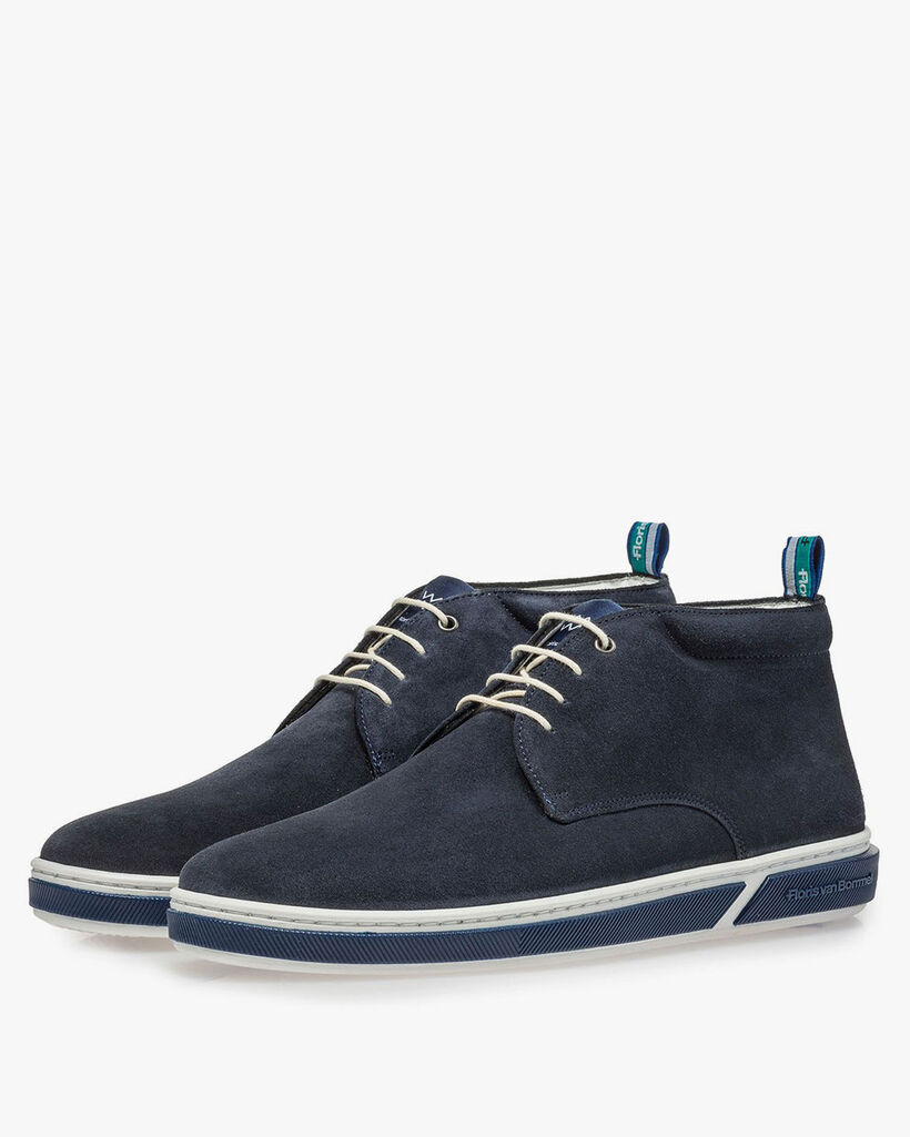 Dunkelblauer Wildleder-Schn&uuml;rstiefel