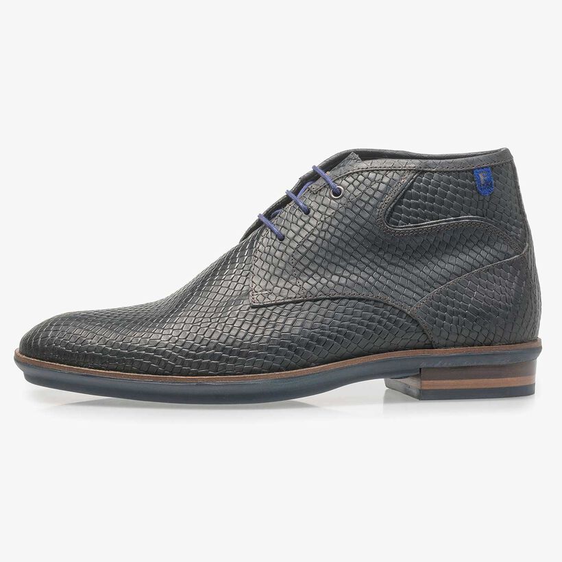 Schwarzer Leder-Schn&uuml;rschuh mit Schlangenprint