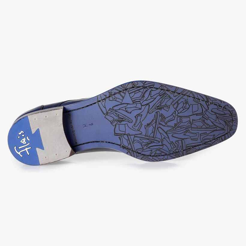 Dunkelblauer Kalbsleder-Schn&uuml;rschuh