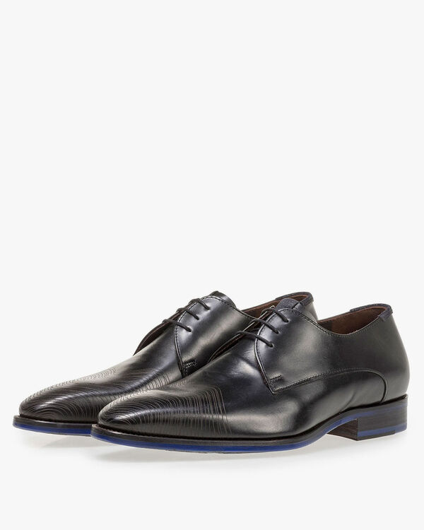 Black leather lace shoe