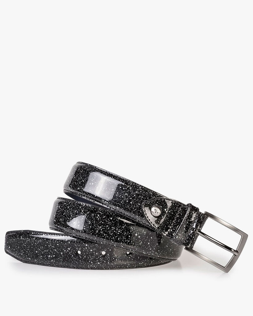 Schwarzer Lacklederg&uuml;rtel mit Print