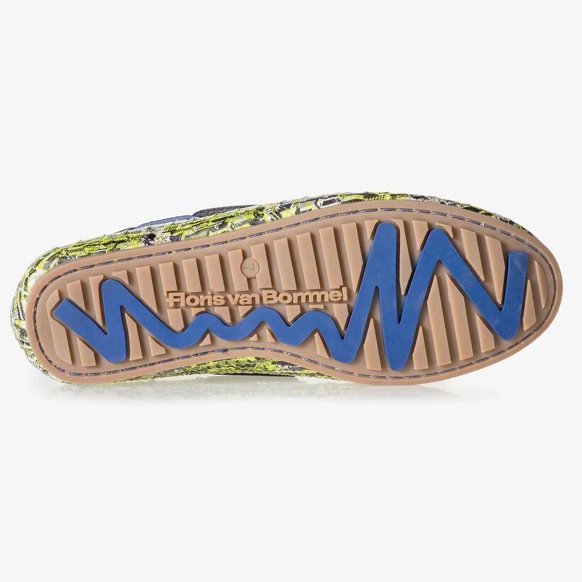 Gelber Kalbsleder-Segelschuh mit Schlangenprint