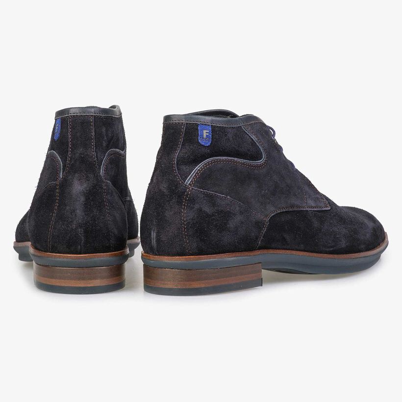 Dunkelblauer Wildleder-Schn&uuml;rstiefel
