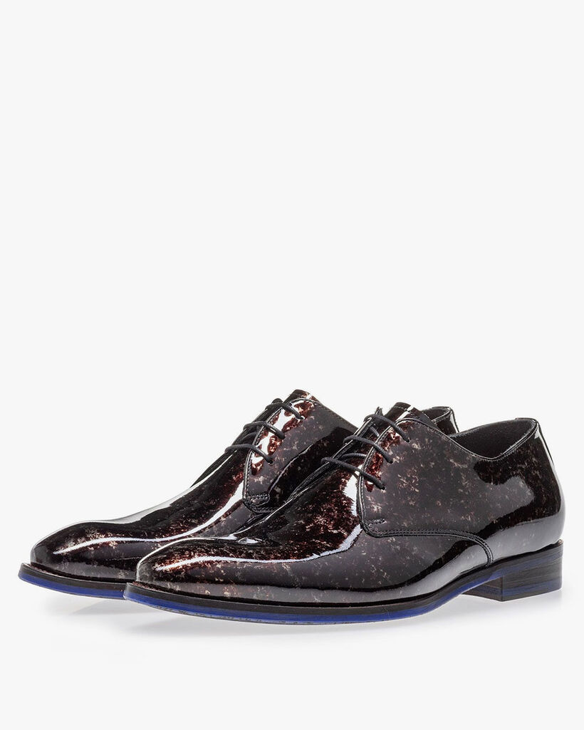 Schn&uuml;rschuh graues Lackleder
