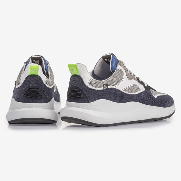 Blau-grauer Wildleder-Sneaker