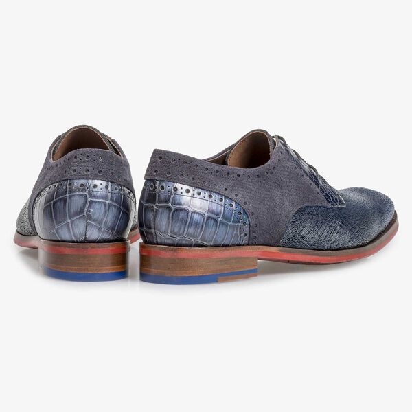 Blue leather lace shoe with metallic print
