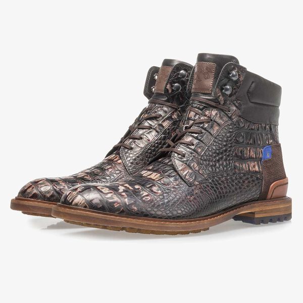 Dunkelbrauner Leder-Schn&uuml;rstiefel mit Krokoprint