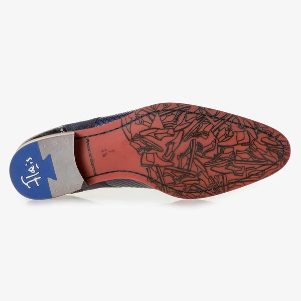 Blue snake print leather lace shoe