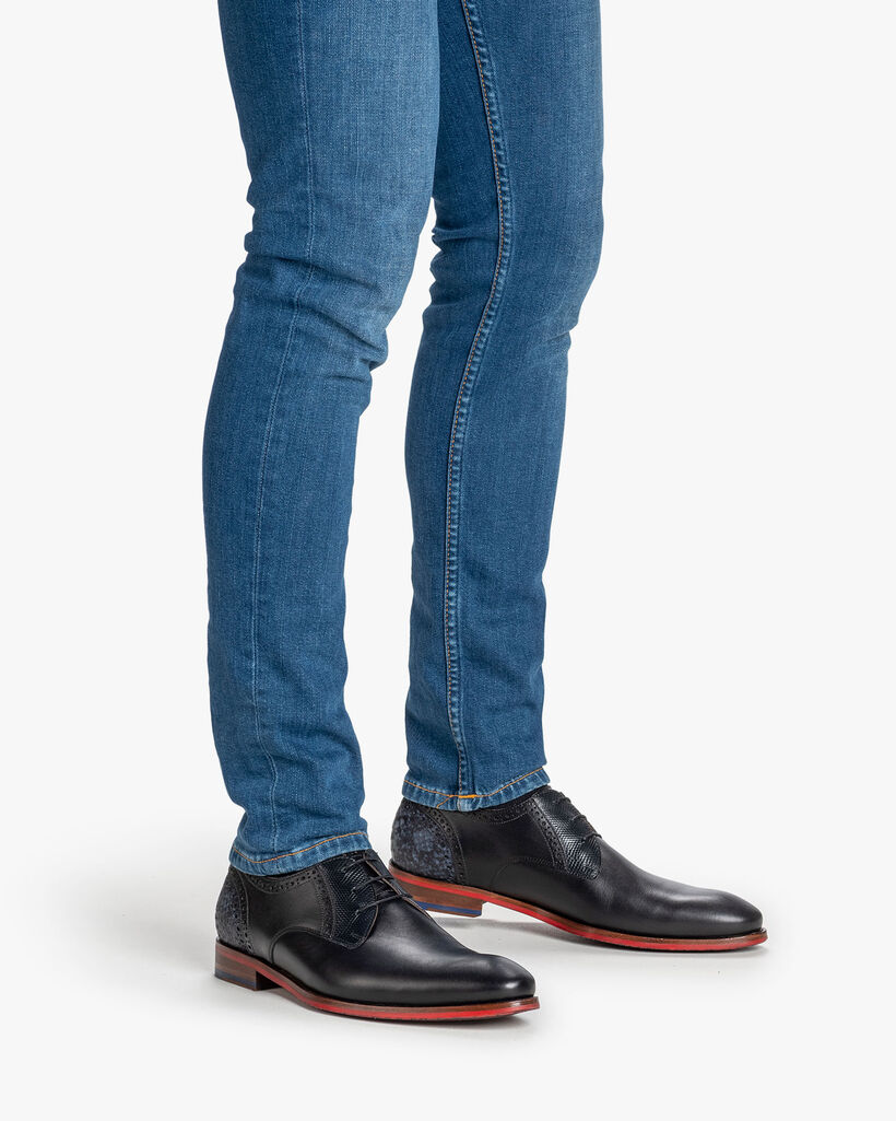 Schn&uuml;rschuh Kalbsleder schwarz