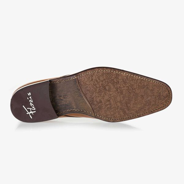 Cognacfarbener Schn&uuml;rschuh