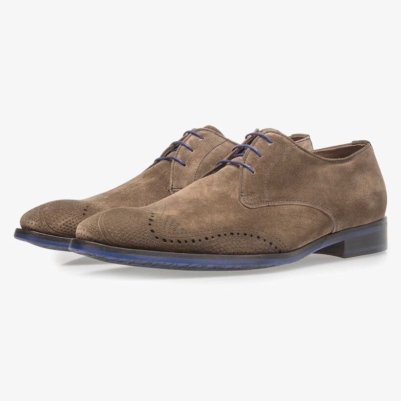 Dark taupe-coloured suede leather lace shoe