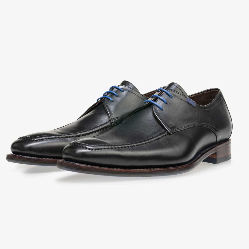 Black leather lace shoe