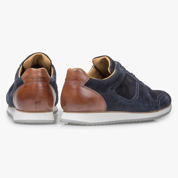 Dunkelblauer Wildleder-Schn&uuml;rschuh