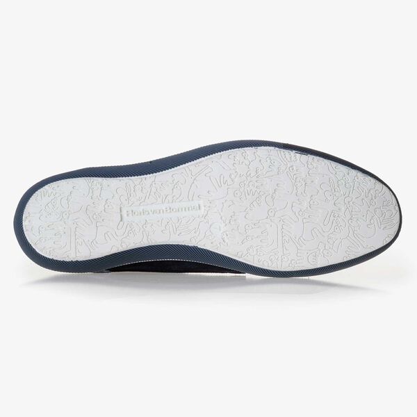 Dunkelblauer Wildleder-Schn&uuml;rschuh