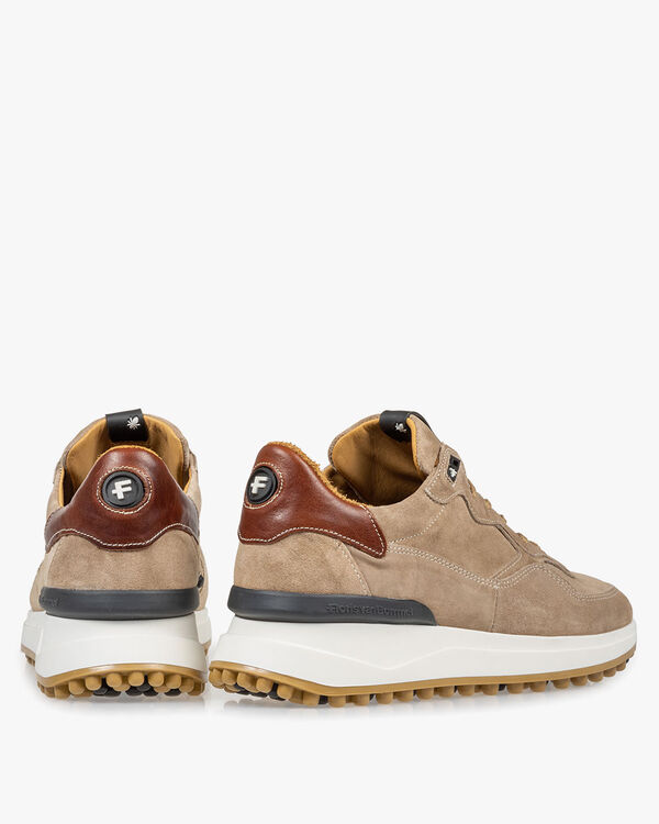 Beiger Wildleder-Sneaker