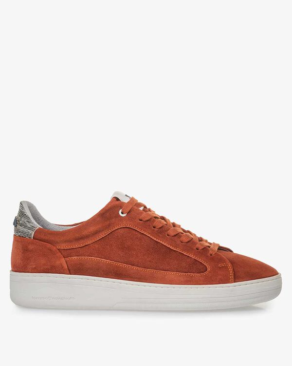 Orange-roter Wildleder-Sneaker