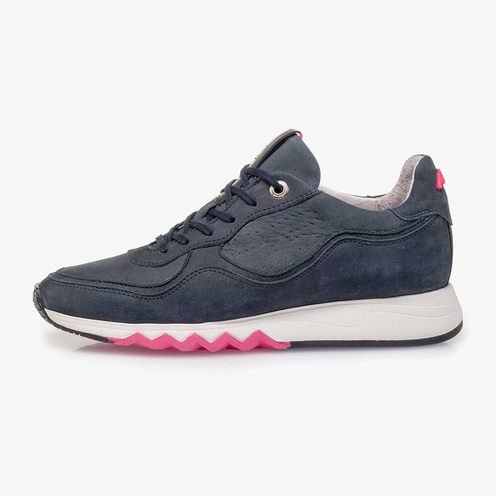 Dunkelblauer Nubukleder-Sneaker