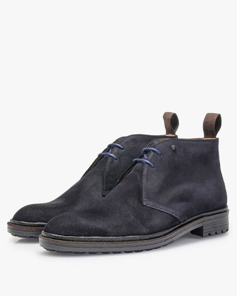 Dunkelblauer Wildleder-Schn&uuml;rstiefel