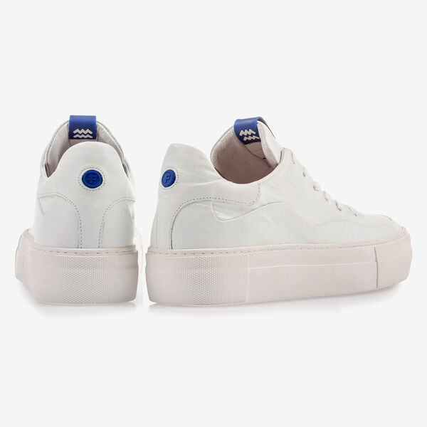 Wei&szlig;er Leder-Sneaker