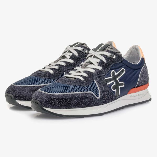 Dunkelblau-orangefarbener Wildleder-Sneaker