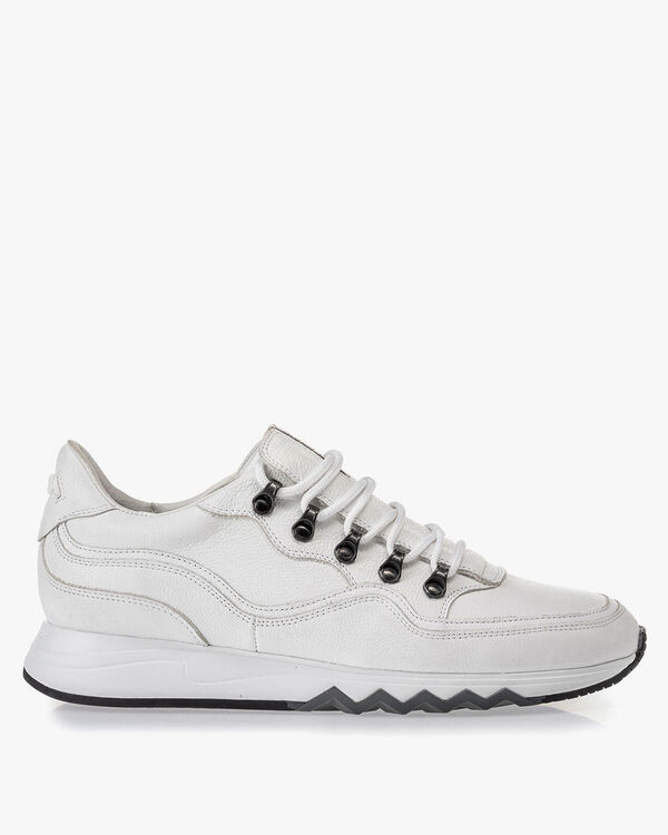 Sneaker mit Strukturmuster weiss