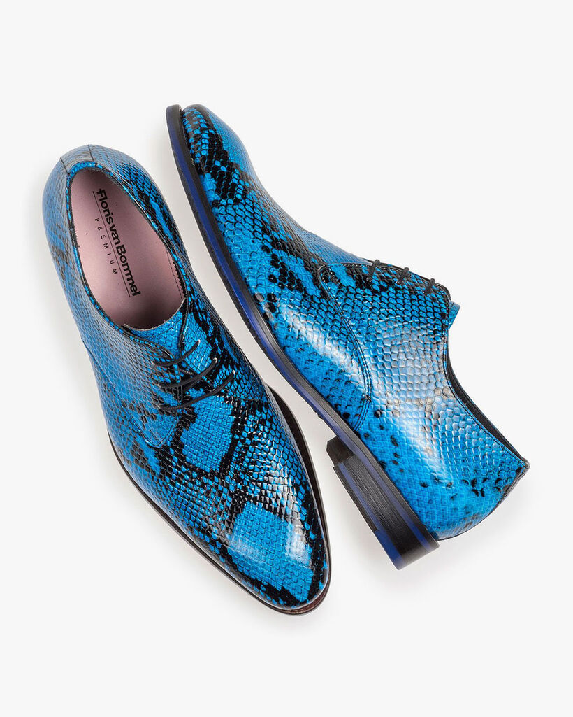 Blauer Premium Schn&uuml;rschuh mit Schlangenprint