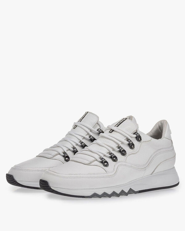 Sneaker mit Strukturmuster weiss