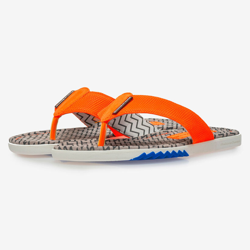 Orange suede leather thong slipper with print