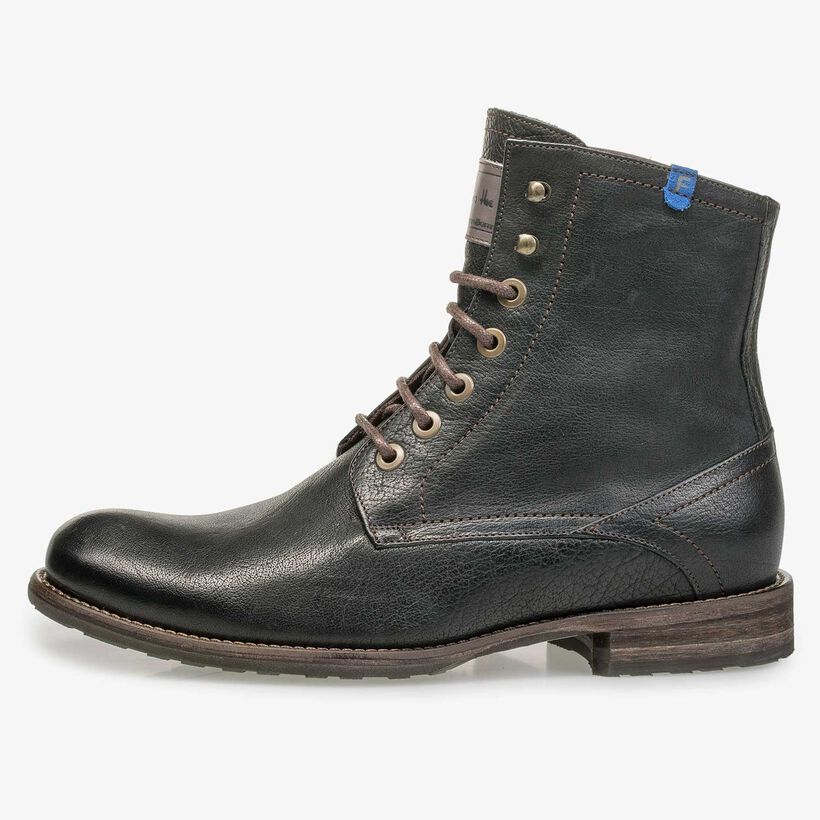 Wolle gef&uuml;tterter Schn&uuml;rstiefel aus schwarzem Kalbsleder
