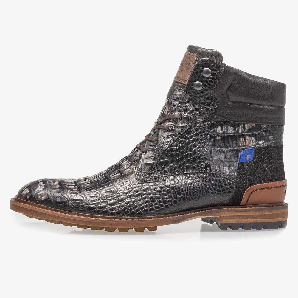 Schwarzer Leder-Schn&uuml;rstiefel mit Krokoprint