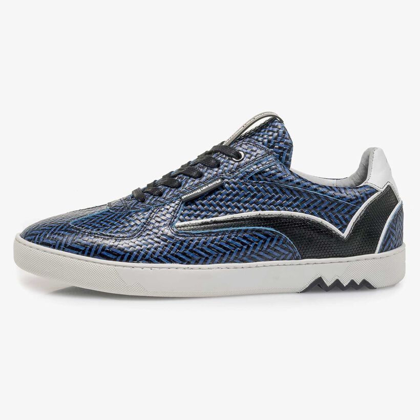 Blue leather sneaker with a herringbone pattern